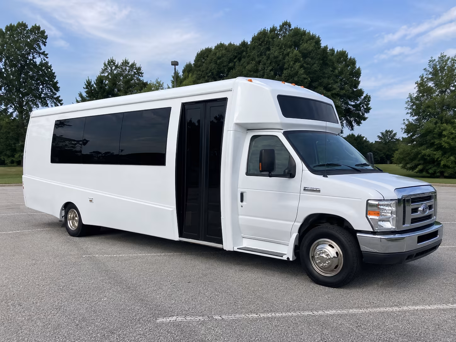 mission viejo 18 passenger party bus